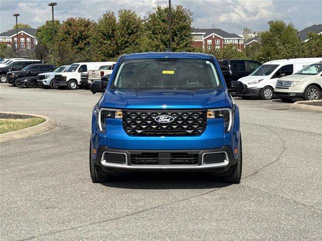 Certified 2025 Ford Maverick Lariat AWD/4WD image 2