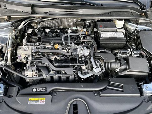 Certified 2025 Toyota Corolla LE w/ Convenience Package FWD image 32