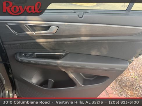 Certified 2026 Volkswagen Atlas Cross Sport SE w/ Panoramic Sunroof Package FWD image 12