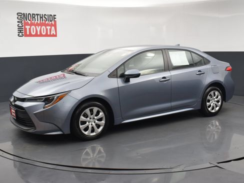 Used 2024 Toyota Corolla LE FWD image 8