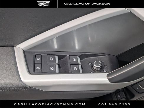 Used 2024 Audi Q3 2.0T Premium image 23