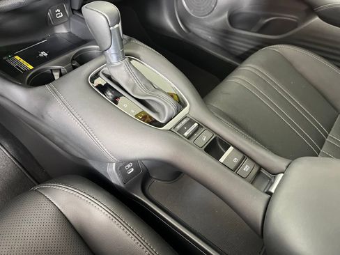 Certified 2025 Honda HR-V EX-L image 34