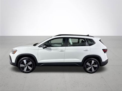New 2025 Volkswagen Taos S image 9