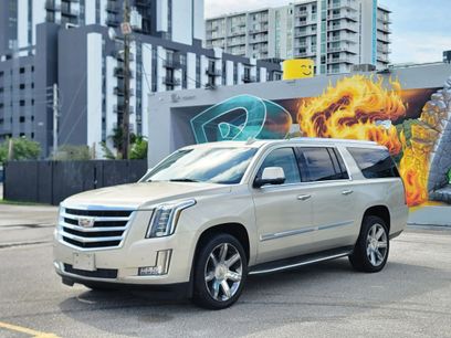 Used 2016 Cadillac Escalade ESV Luxury