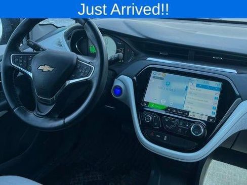 Used 2020 Chevrolet Bolt Premier w/ Infotainment Package image 10