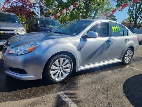 Used 2012 Subaru Legacy 2.5i Limited AWD/4WD image 10