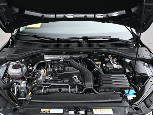 Used 2022 Volkswagen Jetta S image 38