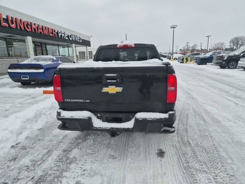 Used 2019 Chevrolet Colorado W/T w/ Custom Special Edition image 8