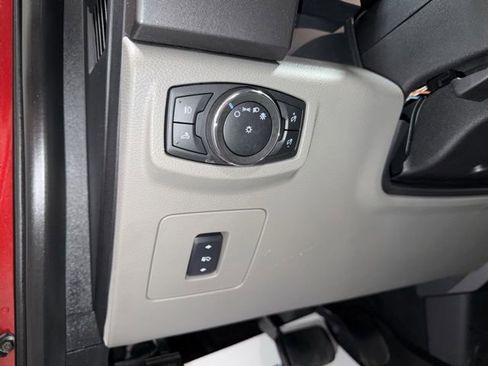 Used 2017 Ford F150 XLT w/ Equipment Group 302A Luxury AWD/4WD image 15
