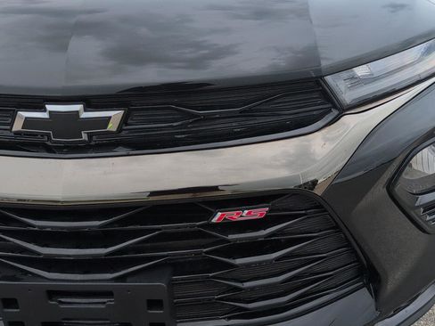 Used 2023 Chevrolet TrailBlazer RS w/ Sun and Liftgate Package FWD image 12