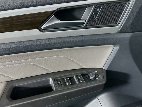 Used 2022 Volkswagen Atlas SE FWD image 15