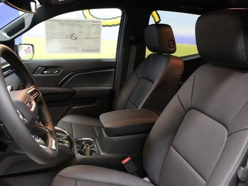 New 2026 GMC Canyon Elevation image 18