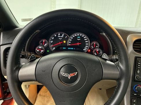 Used 2006 Chevrolet Corvette Convertible w/ Preferred Equipment Group RWD image 11