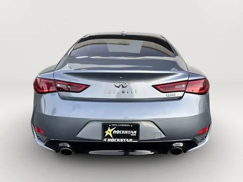 Used 2017 INFINITI Q60 2.0t RWD image 17