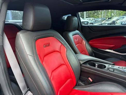 Used 2016 Chevrolet Camaro SS RWD image 23