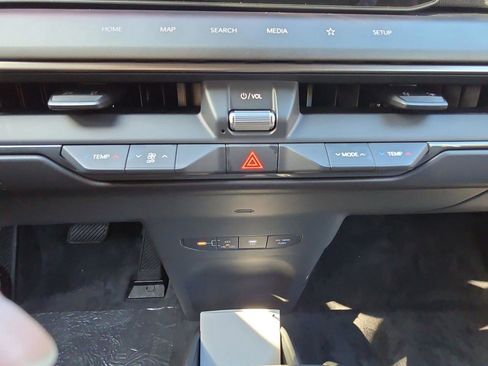 New 2026 Kia EV9 Wind AWD/4WD image 21