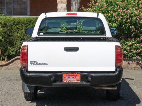 Used 2013 Toyota Tacoma Base image 7