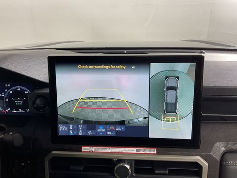 Used 2024 Toyota Tacoma Limited image 28