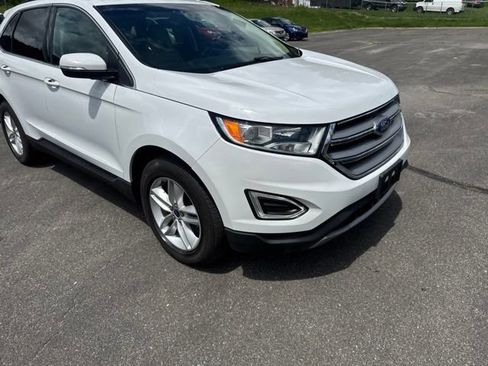 Used 2016 Ford Edge SEL w/ Equipment Group 201A AWD/4WD image 2