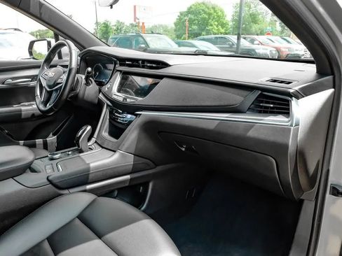 Used 2023 Cadillac XT5 Luxury FWD image 18