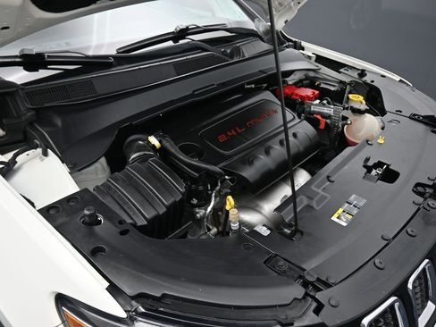 Used 2020 Jeep Compass Limited image 44