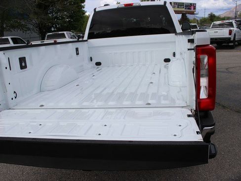 Used 2023 Ford F350 XLT w/ FX4 Off-Road Package image 13