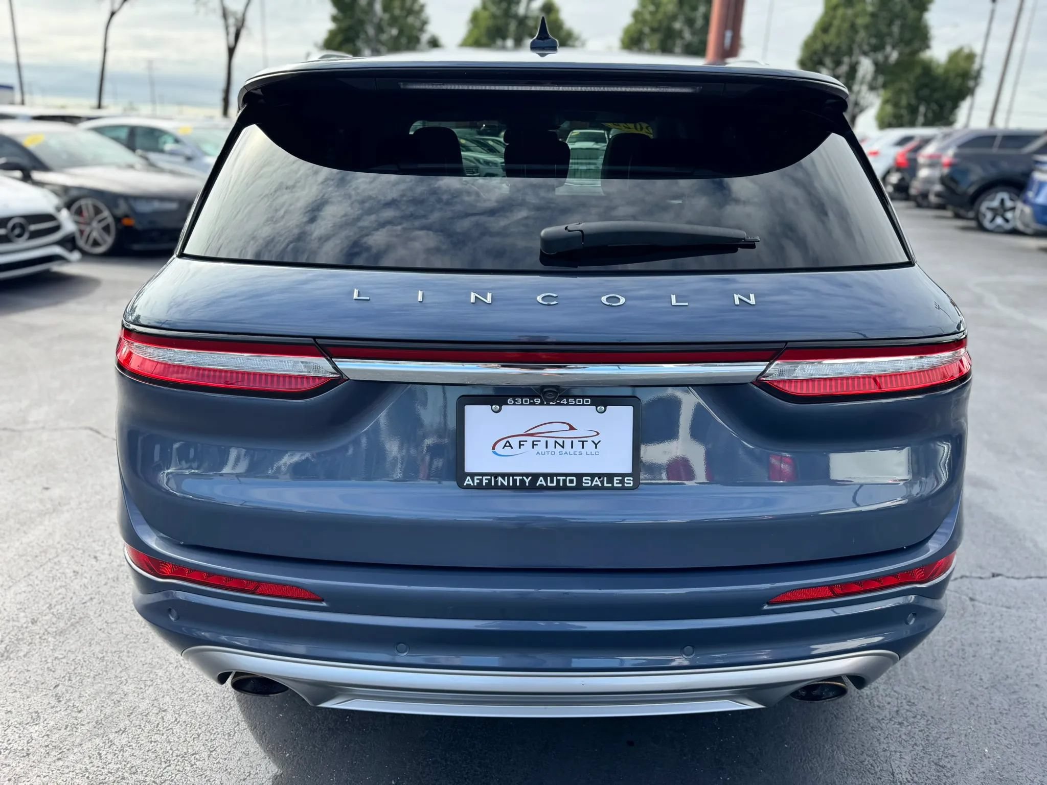 Used 2022 Lincoln Corsair AWD w/ Premium Package image 4