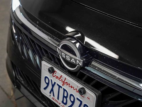 Used 2026 Nissan Sentra SR w/ Floor Mat Package FWD image 8