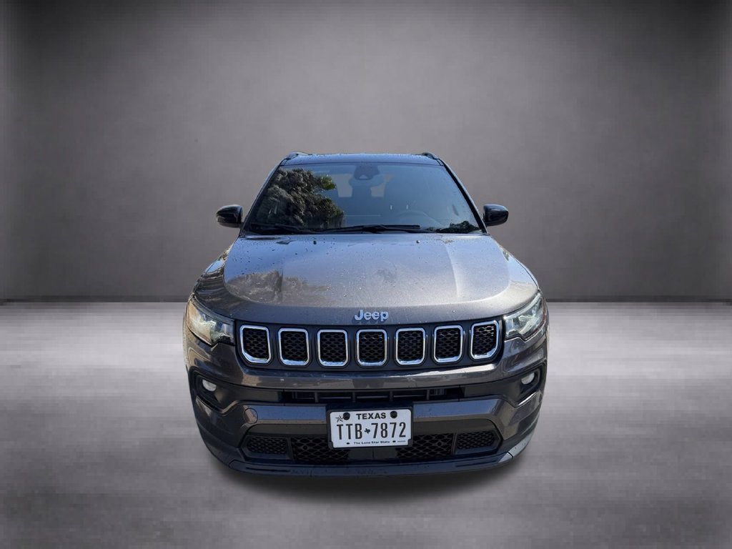 Used 2024 Jeep Compass Latitude AWD/4WD image 6