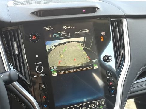 Used 2025 Subaru Outback Touring XT AWD/4WD image 35