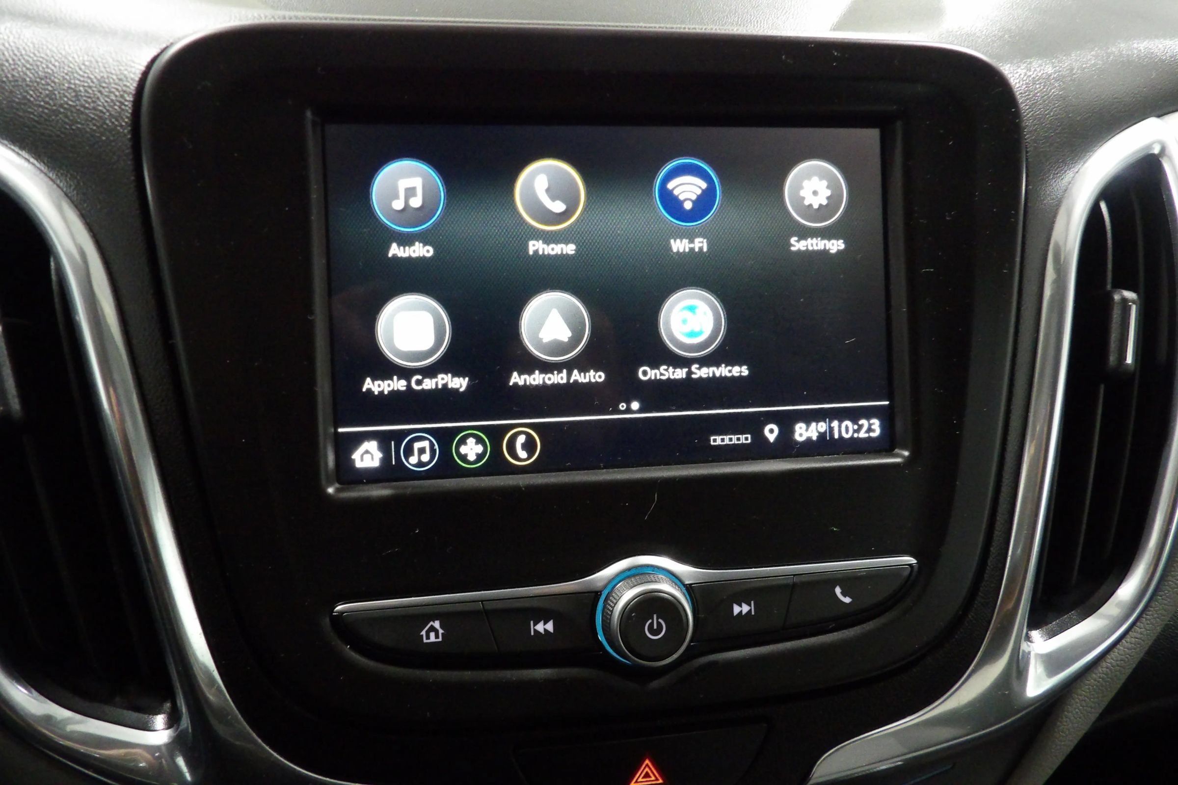 Used 2019 Chevrolet Equinox LS w/ LS Convenience Package FWD image 12