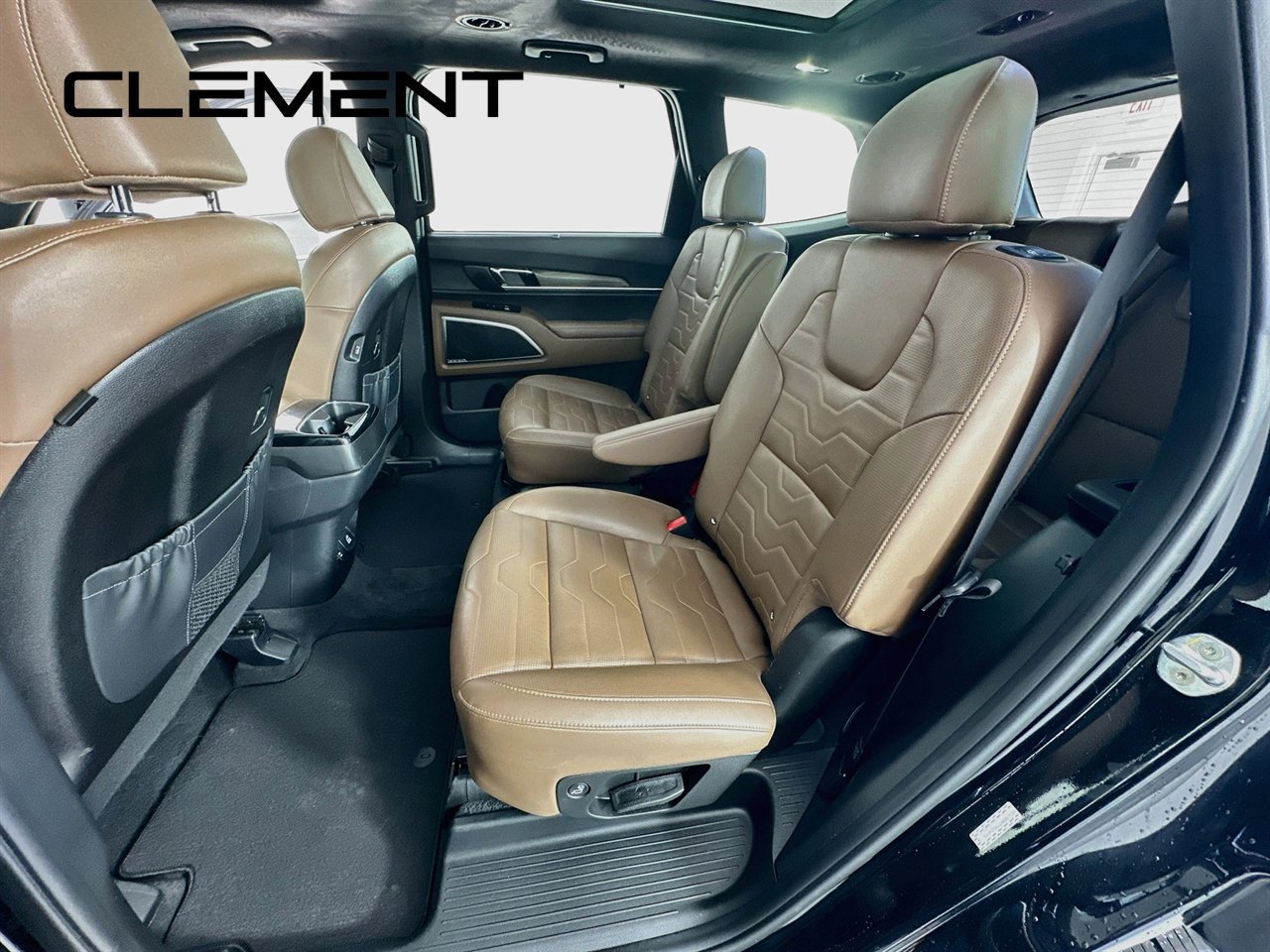 Used 2022 Kia Telluride SX w/ SX Prestige Package AWD/4WD image 33