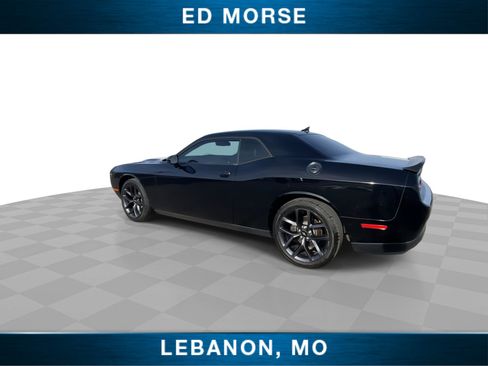 Used 2019 Dodge Challenger SXT w/ Plus Package image 6