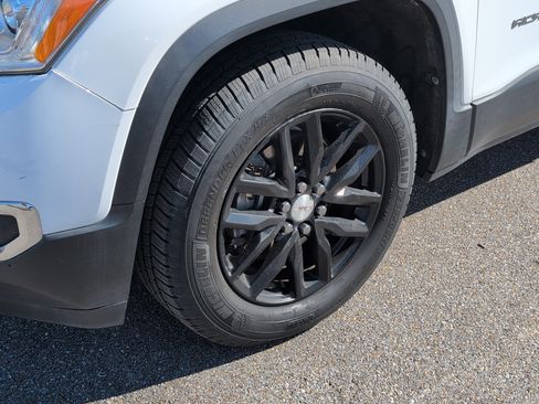 Used 2019 GMC Acadia SLT image 12