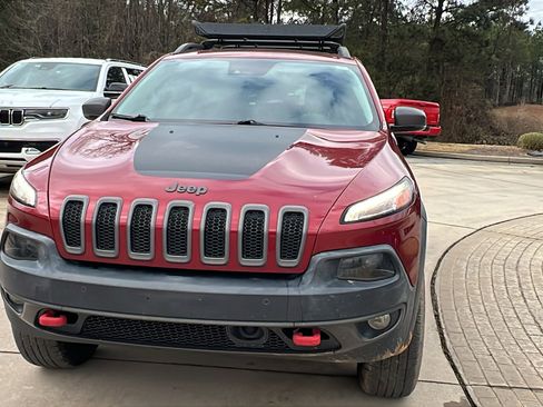 Used 2014 Jeep Cherokee Trailhawk w/ Technology Group image 3
