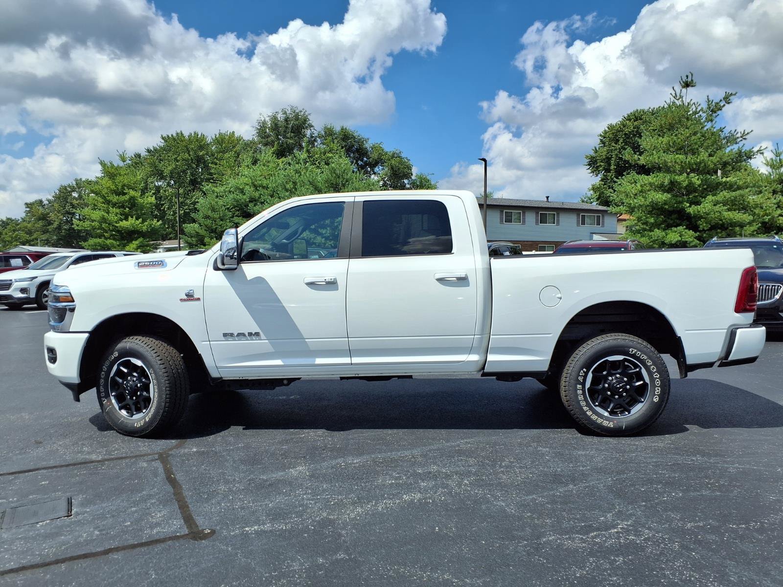 Used 2026 RAM 2500 Laramie AWD/4WD image 33