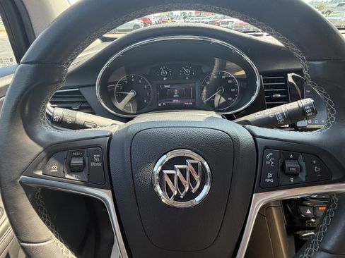 Used 2022 Buick Encore Preferred w/ Safety Package AWD/4WD image 10