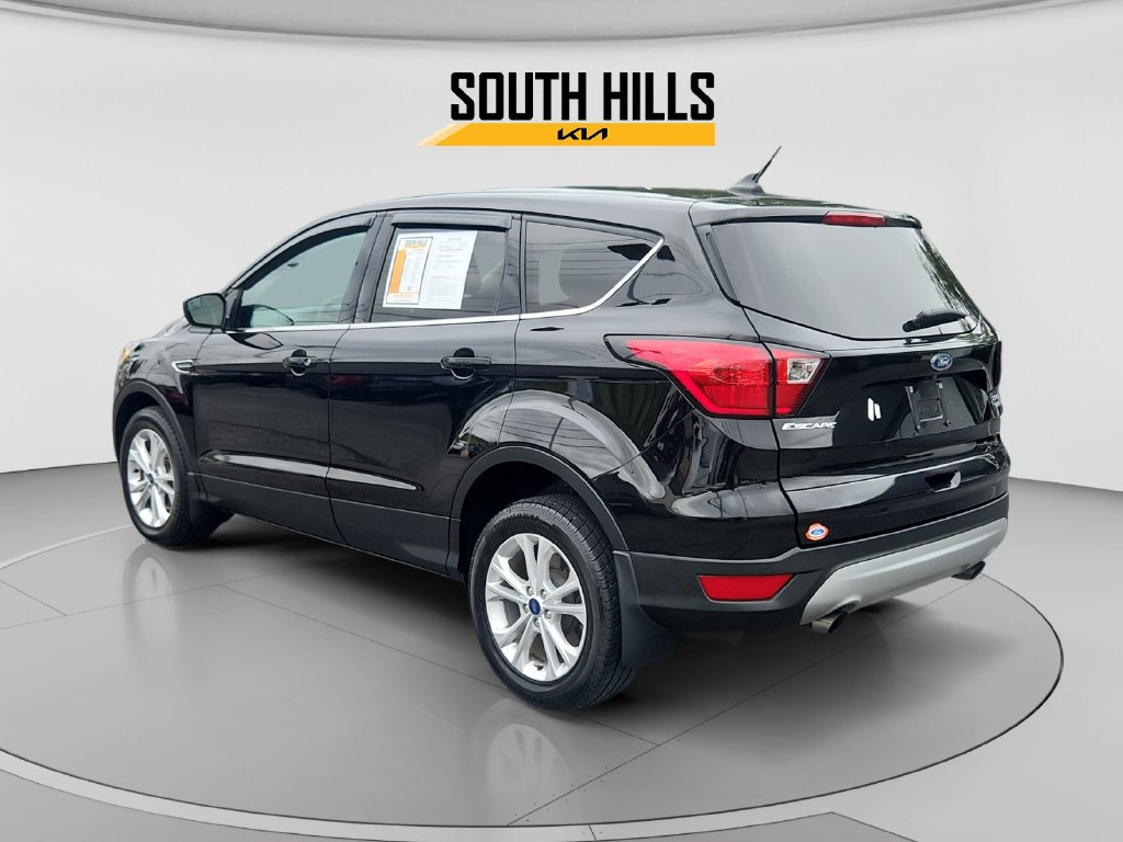 Used 2019 Ford Escape SE AWD/4WD image 3