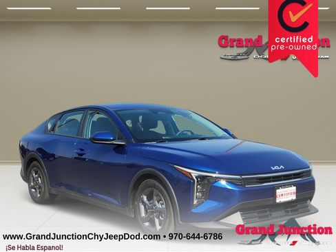 Used 2025 Kia K4 FWD image 1