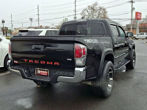 Used 2023 Toyota Tacoma TRD Off-Road image 6