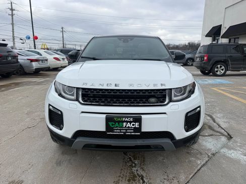Used 2018 Land Rover Range Rover Evoque image 2
