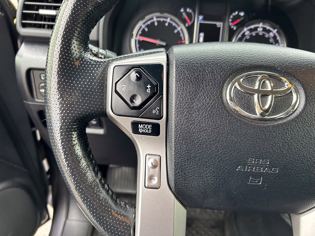 Used 2023 Toyota 4Runner Limited AWD/4WD image 21