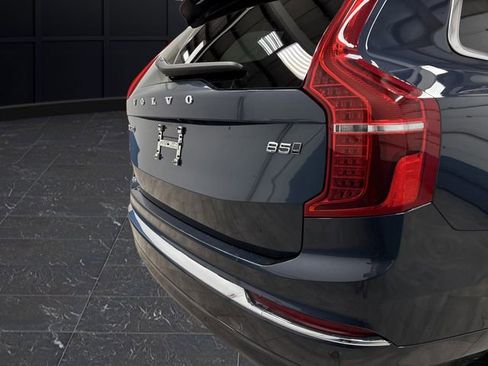 Used 2024 Volvo XC90 B5 Plus image 35