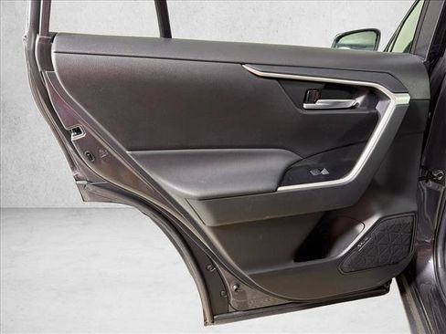 Used 2024 Toyota RAV4 XLE FWD image 21