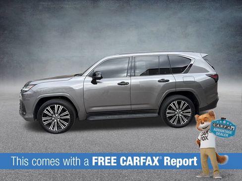 Used 2025 Lexus LX 600 4WD w/ Appearance Package image 2
