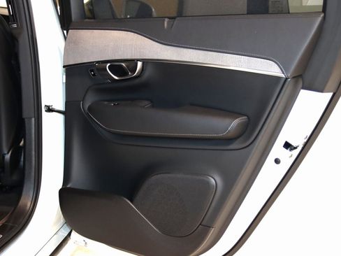 Used 2023 Volvo XC90 B6 Ultimate image 63