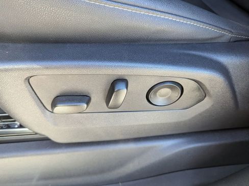 Used 2024 GMC Sierra 1500 SLT w/ SLT Premium Plus Package image 17