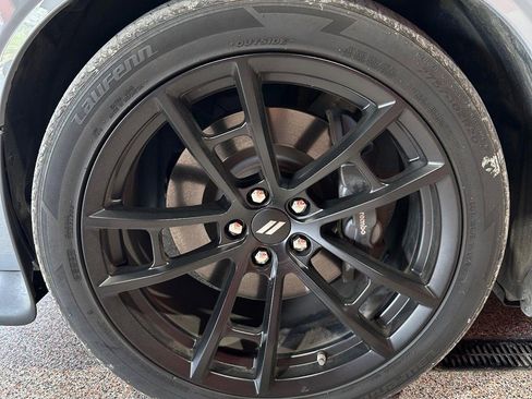 Used 2022 Dodge Challenger R/T w/ Plus Package image 11