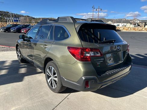 Used 2018 Subaru Outback 2.5i Limited image 6