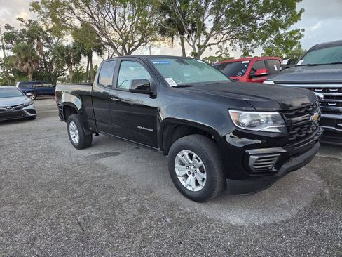 Used 2022 Chevrolet Colorado LT w/ Fleet Safety Package image 2